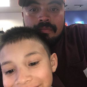 Meet your Posher, Cesar